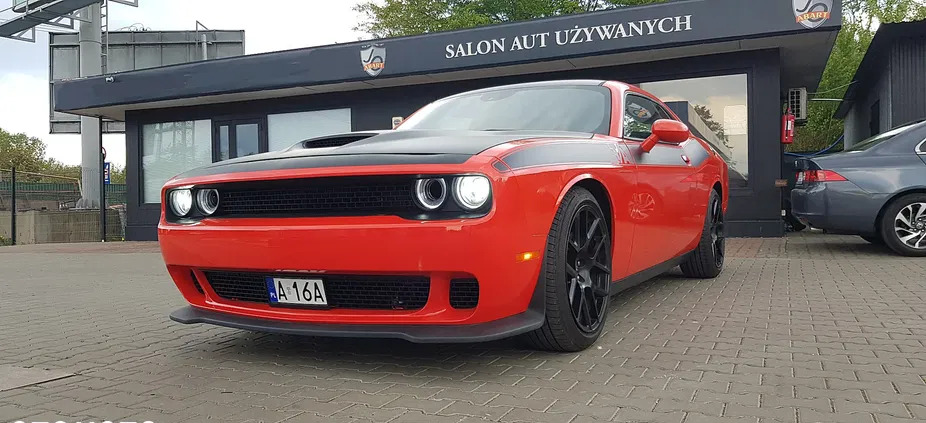 dodge Dodge Challenger cena 139000 przebieg: 72000, rok produkcji 2018 z Dziwnów